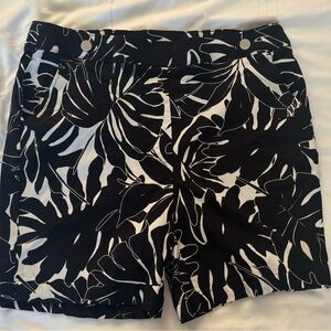 Rafaella Black and White Leaf Print Women's Bermudas
